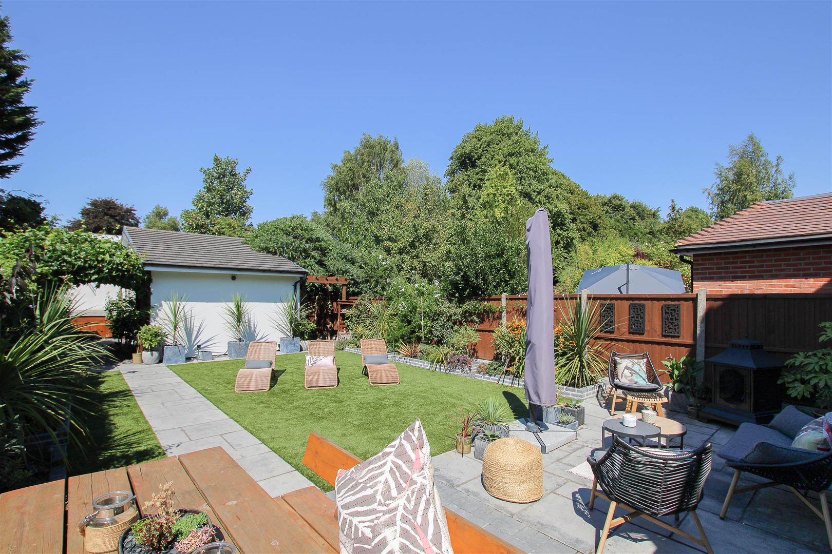 Burland Road, Brentwood Keith Ashton